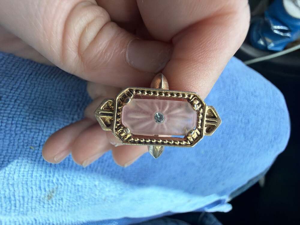 Vintage 1977 Avon Frostlights Camphor Glass Art Deco Style Gold Tone Ring